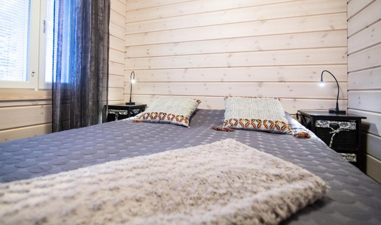 Ettomies II Guest House Äkäslompolo Екстериор снимка