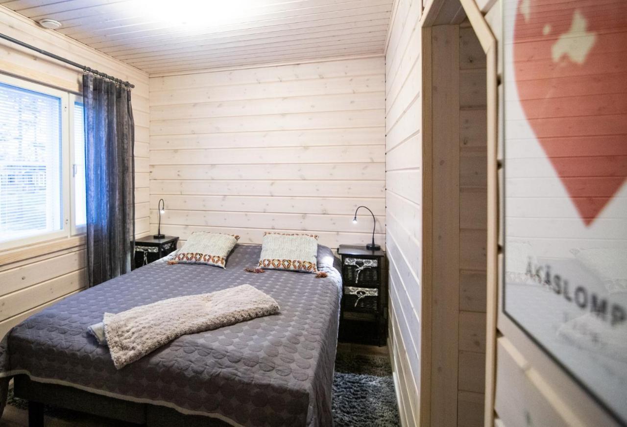 Ettomies II Guest House Äkäslompolo Екстериор снимка