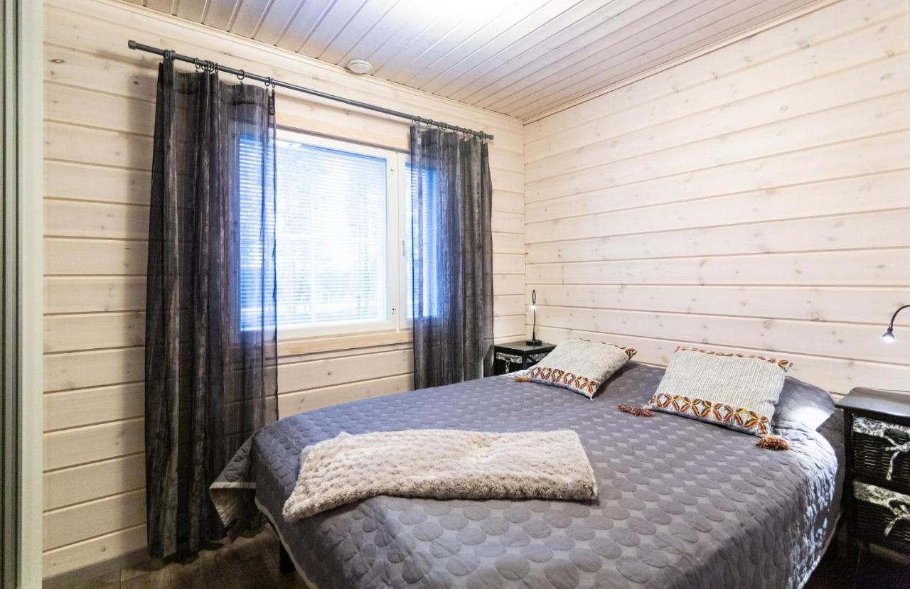 Ettomies II Guest House Äkäslompolo Екстериор снимка